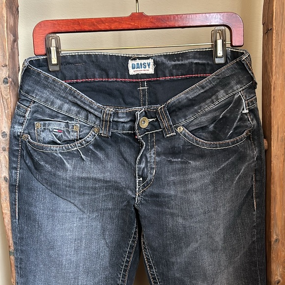 NWT $125 Tommy Hilfiger Denim Daisy Women’s Jeans Size 29/32 - Picture 2 of 16